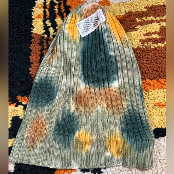 VANS, tie dye beanie!! - Picture 11 of 12